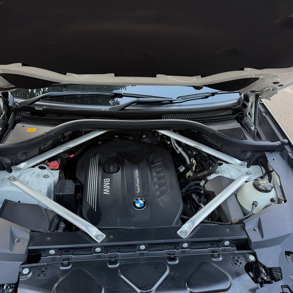 BMW X5 photo 8