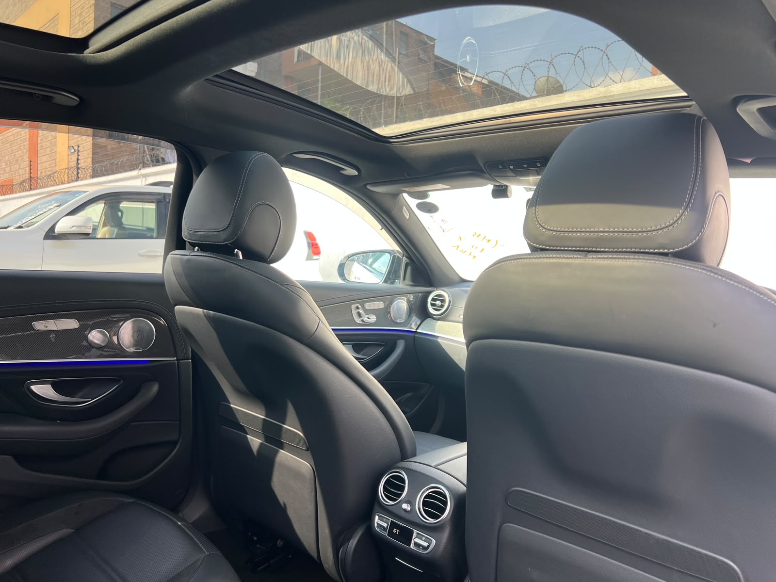 Mercedes-Benz E53 AMG photo 10