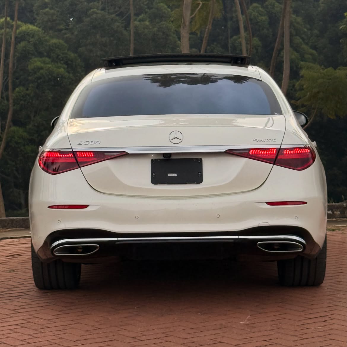 Mercedes-Benz S500 AMG Line 4MATIC photo 16
