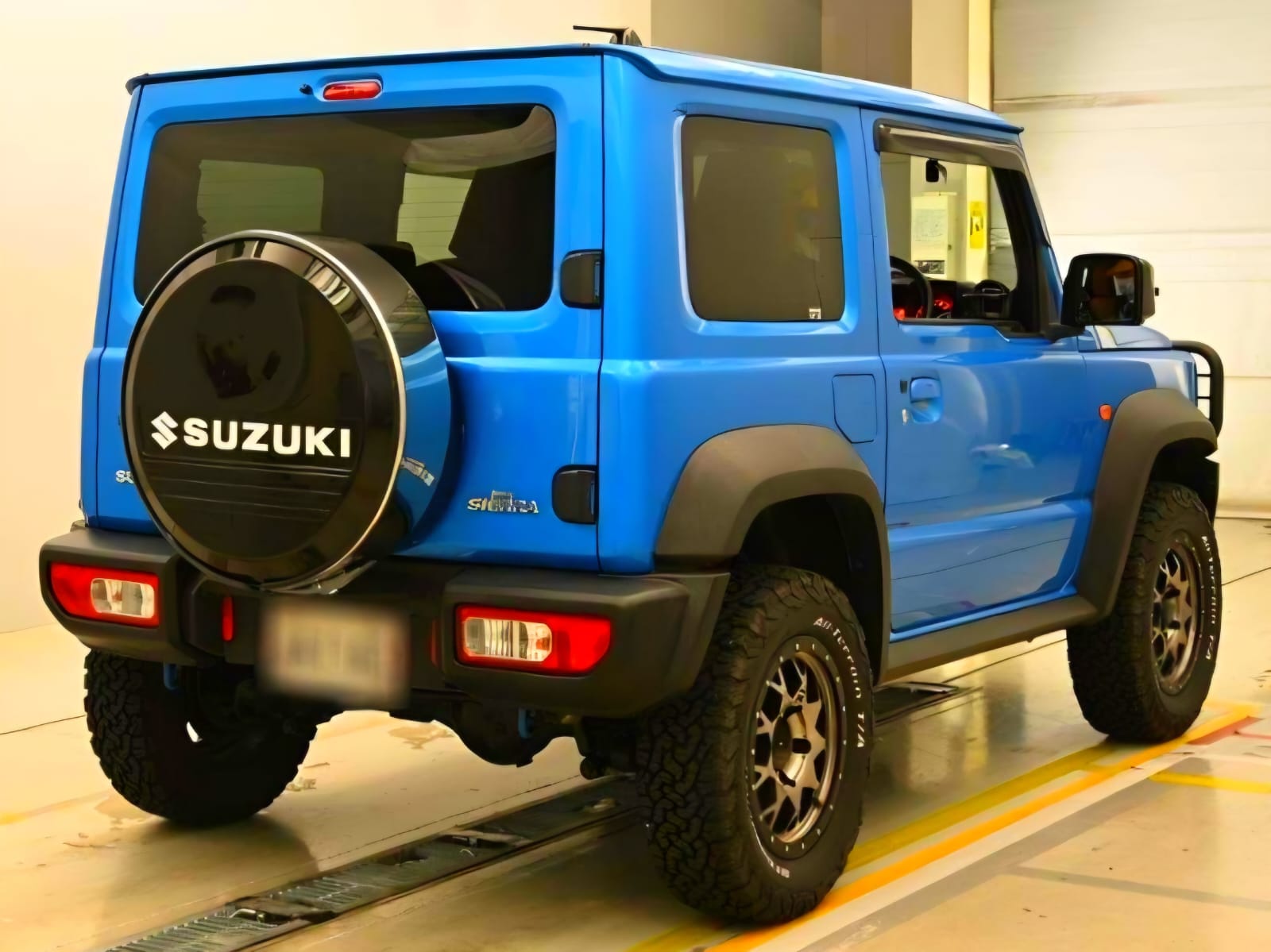 Suzuki Jimny Sierra photo 5