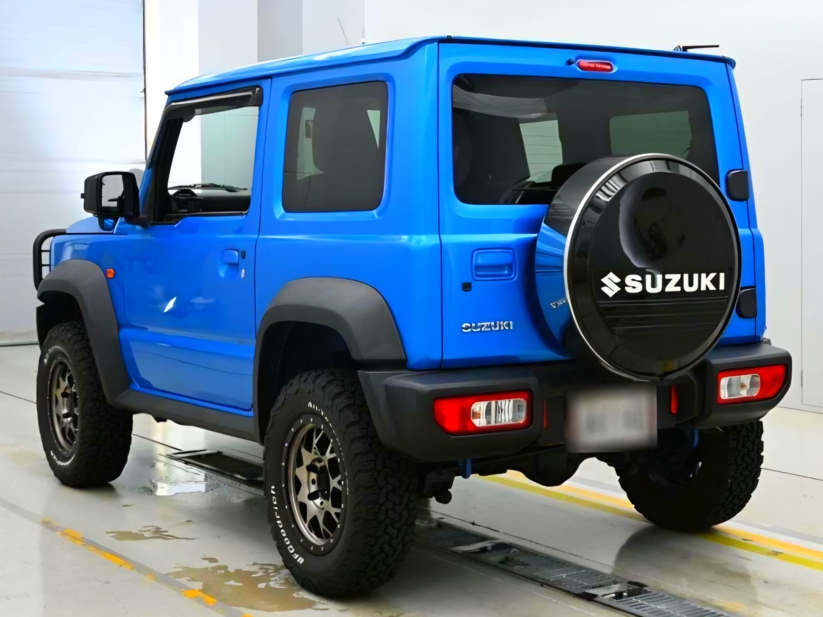 Suzuki Jimny Sierra photo 2
