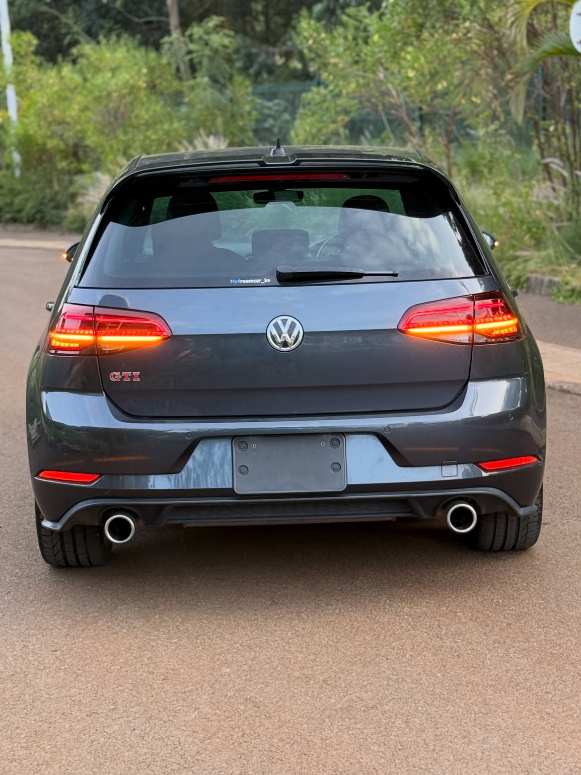 Volkswagen Golf GTI photo 15