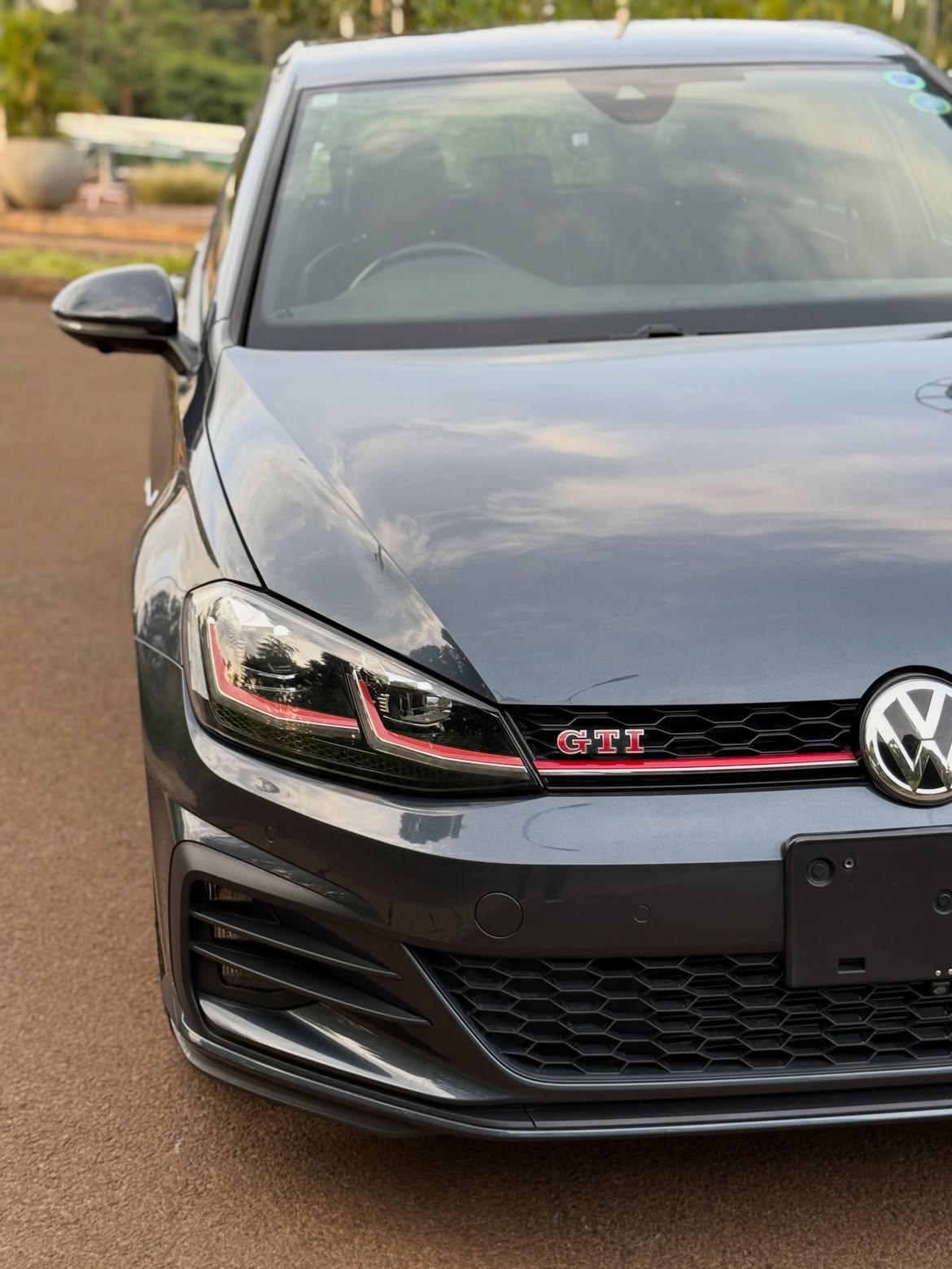 Volkswagen Golf GTI photo 14