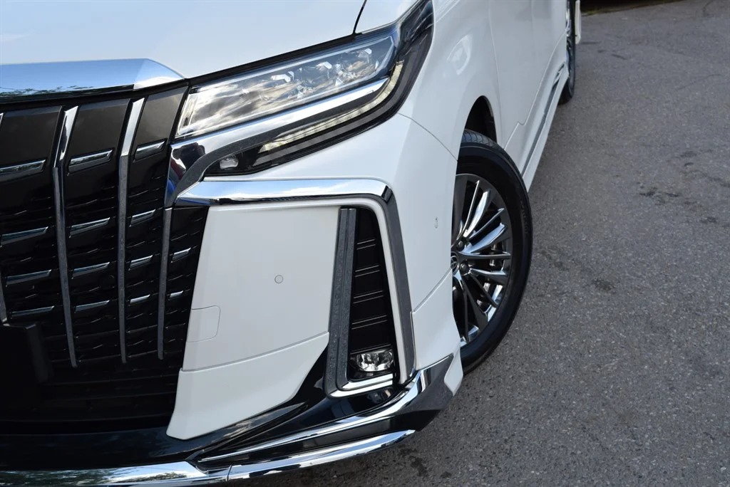 Toyota Alphard photo 28
