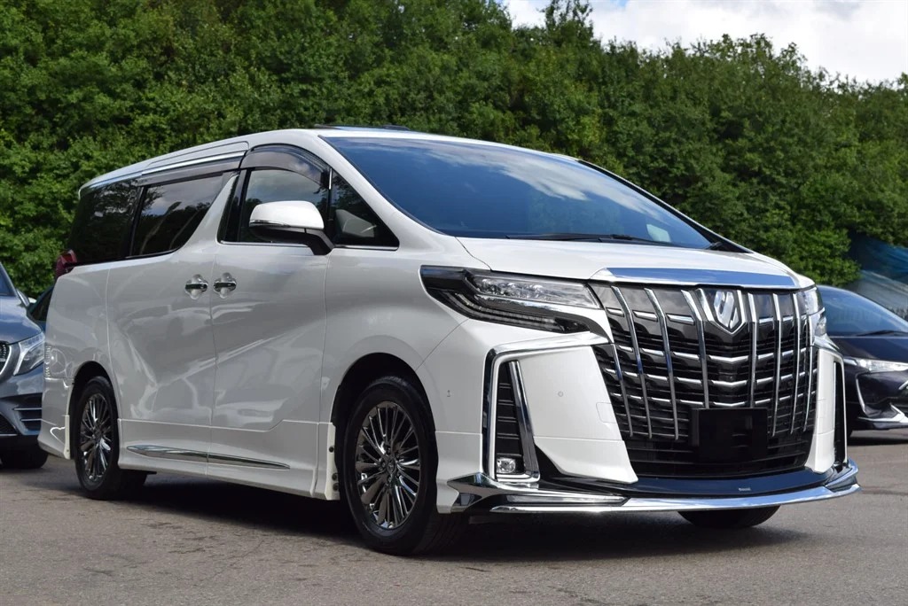 Toyota Alphard photo 33