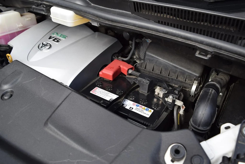 Toyota Alphard photo 35