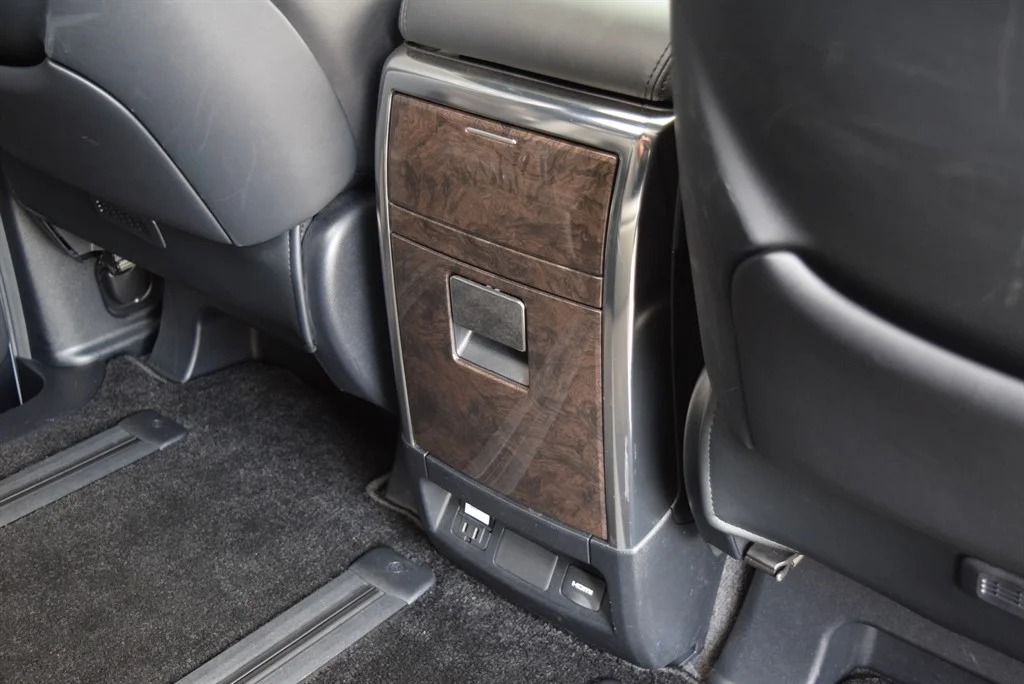 Toyota Alphard photo 62