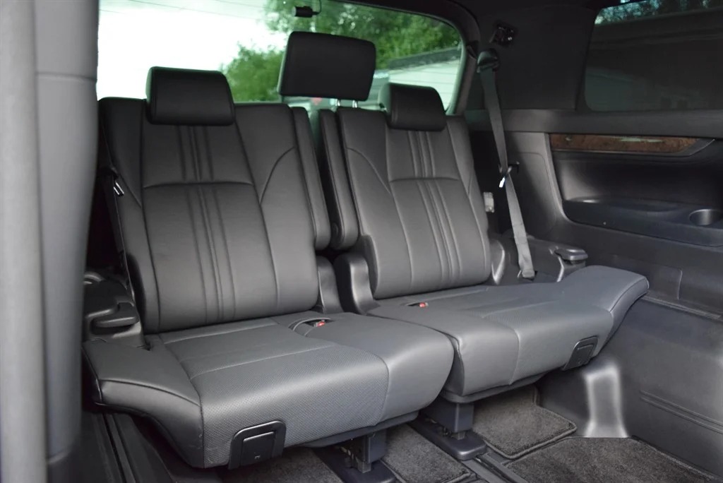 Toyota Alphard photo 69